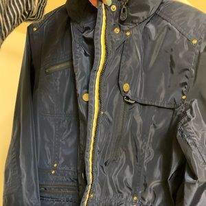 Ovation light rain jacket